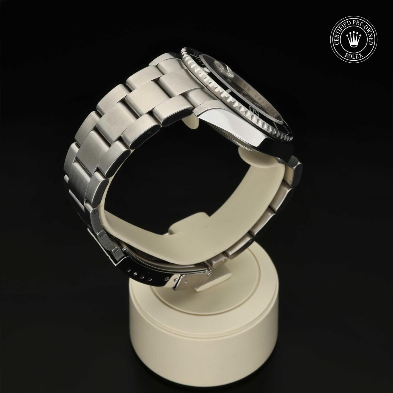 Rolex Oyster Perpetual  Submariner Date M16610-0007 - 360 Grad Ansicht Bild 24