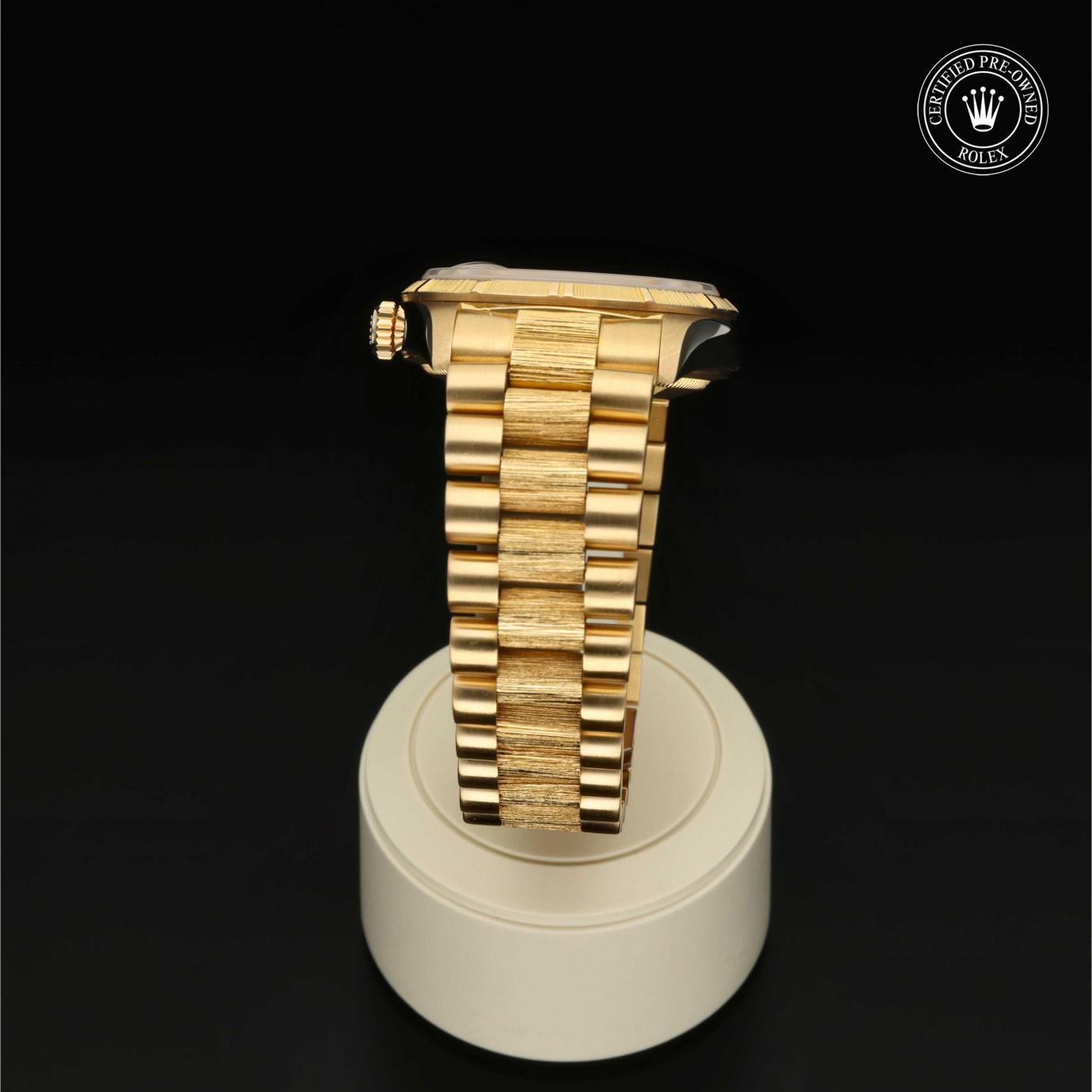 Rolex Oyster Perpetual  Day-Date 36 M18248-0006 Herrenuhr Bild 3 