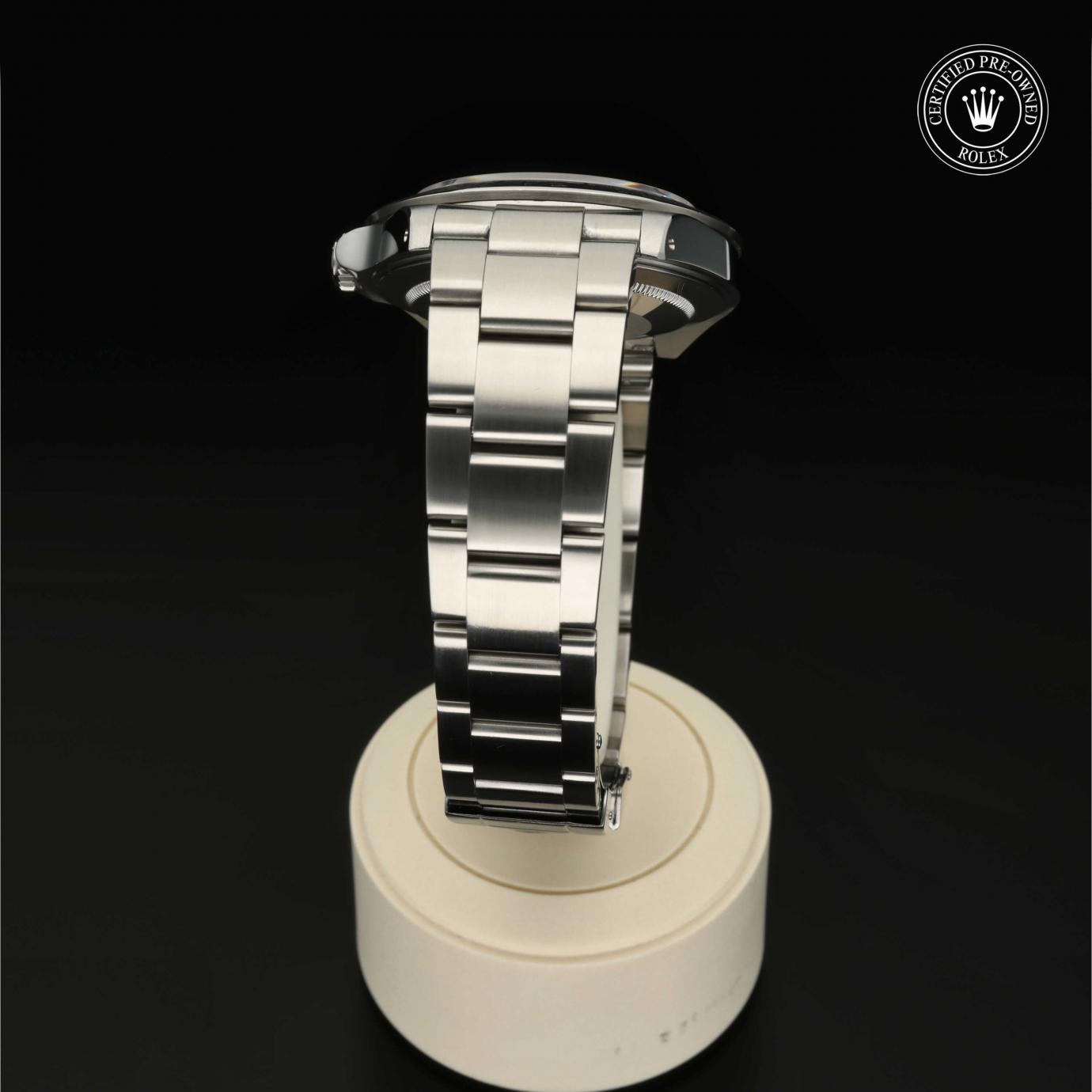 Rolex Oyster Perpetual Explorer II M16570-0005 Herrenuhr Bild 2