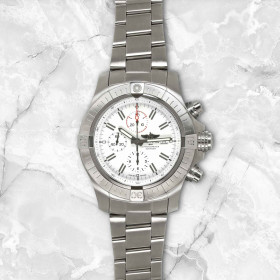 Herrenuhr, Breitling Super Avenger Edelstahl A13375