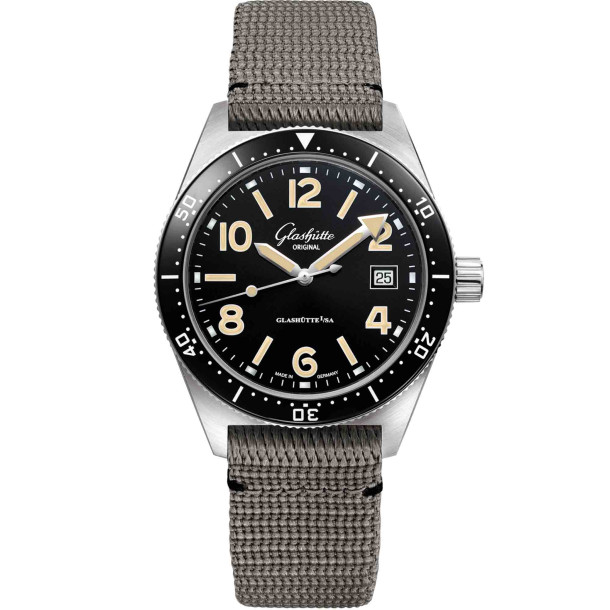         Damen- und Herrenuhr, Automatik, Glashütte Original SeaQ