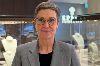 regina-nussbaum-weber-verkaufsberaterin