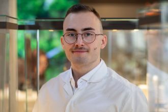 roman-ishikow-uhrmachermeister